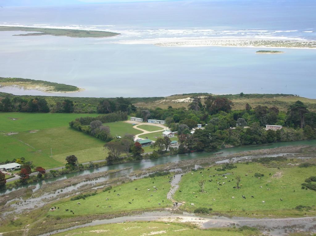 Karamea Holiday Park Esterno foto